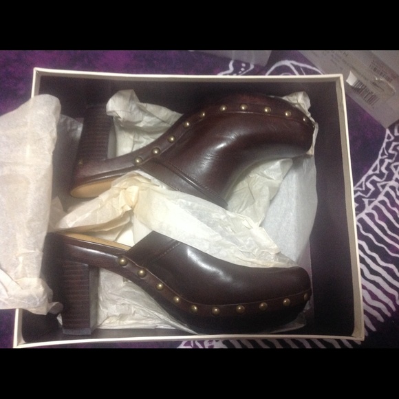 Coach clogs,sale today!!! - Picture 4 of 4