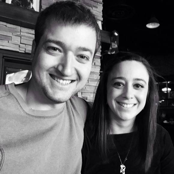 Meet your Posher, Nicole - Picture 1 of 1