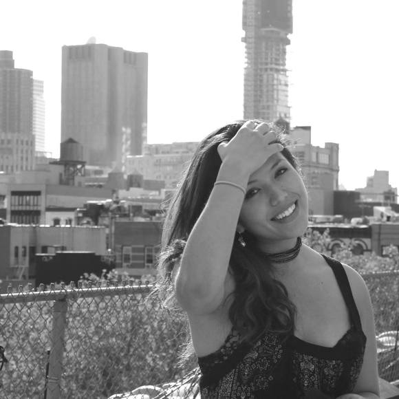 Meet your Posher, Chloe - Picture 1 of 1