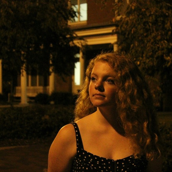 Meet your Posher, Hannah