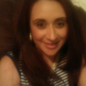 Meet your Posher, Ana