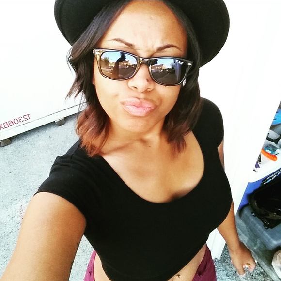 Meet your Posher, Tasia