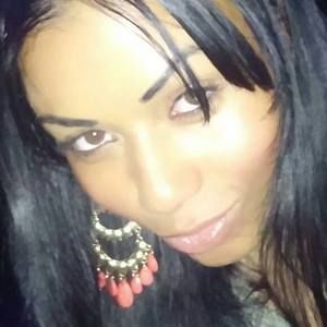 Meet your Posher, Bee