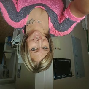 Meet your Posher, Crystal