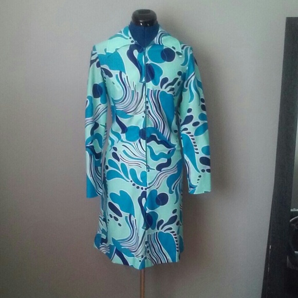 LAST CALL - Vtg groovy girl dress