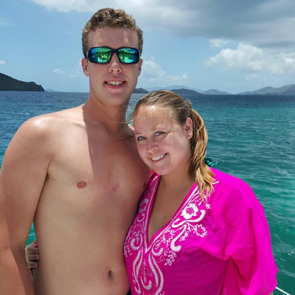 Meet your Posher, Stacy - Picture 2 of 4