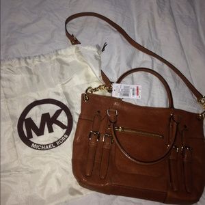 Michael kors satchel