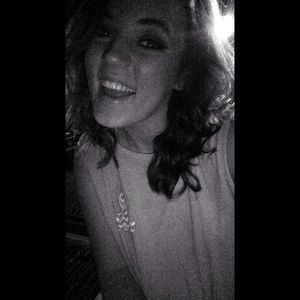 Meet your Posher, Kaylyn