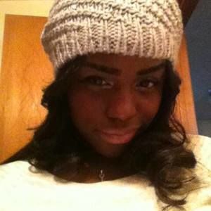 Meet your Posher, Elexis