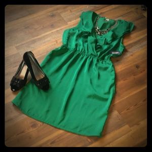 NWT Old Navy Size M Serpent Green Ruffled Dress