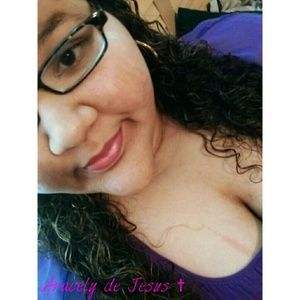 Meet your Posher, Aracely