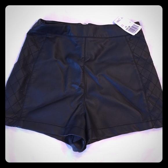Faux leather high waisted shorts