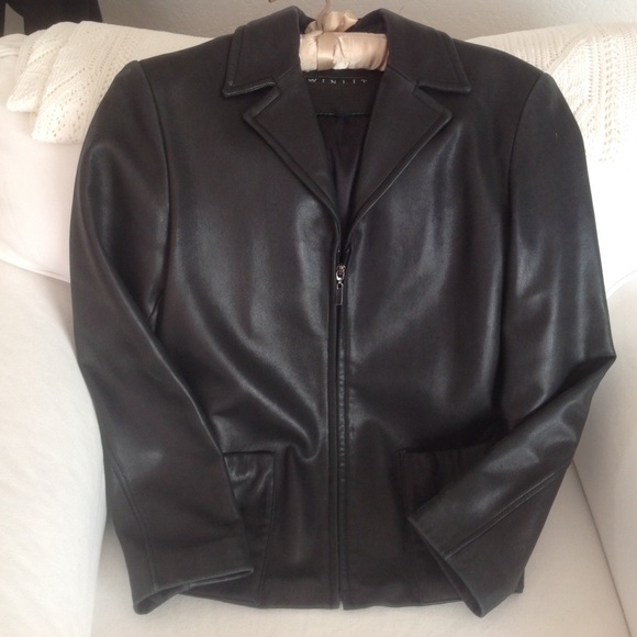Winlit women’s black leather jacket