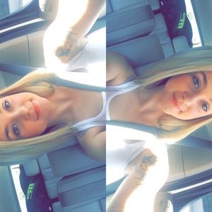 Meet your Posher, Lena