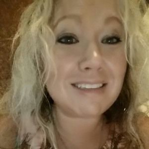 Meet your Posher, Justina