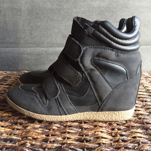 💔SOLD💔 Black Wedge Sneakers