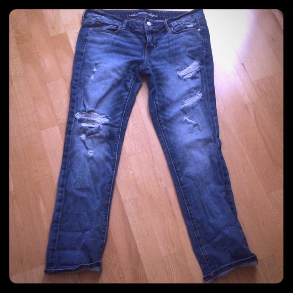 American Eagle Destroyed Skinny Jeans