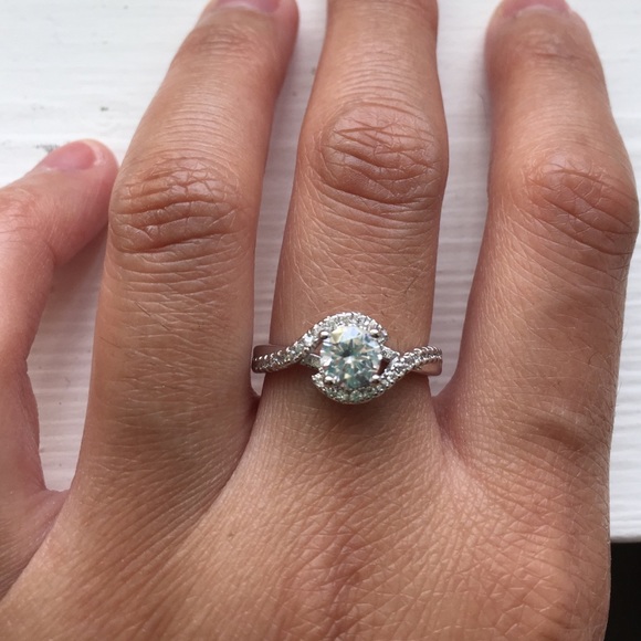 Sterling silver twisted love ring