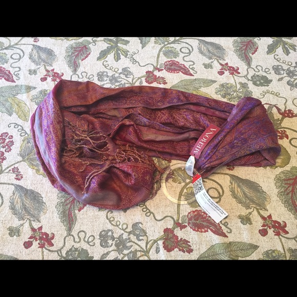 Merona purple paisley scarf