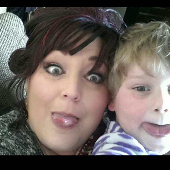 Meet your Posher, Lily