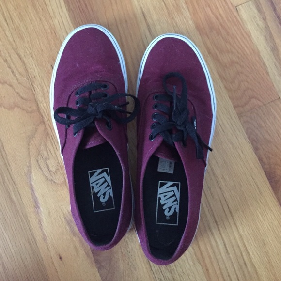 ✨traded✨ New Maroon Vans