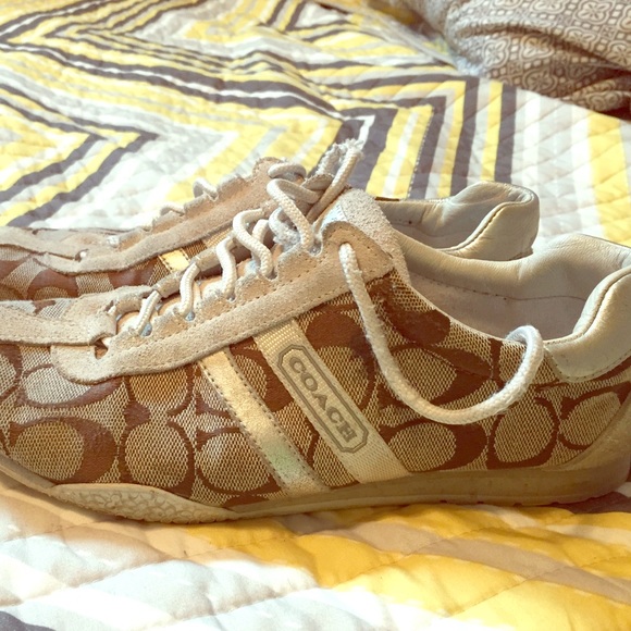 Coach shoes! - Picture 1 of 2