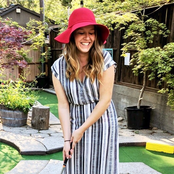 Meet your Posher, Drucilla - Picture 3 of 4