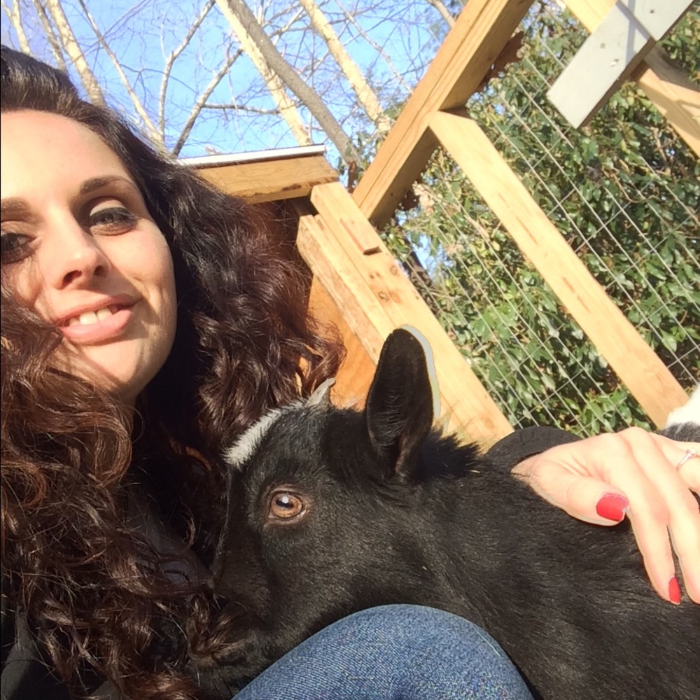 Meet your Posher, Katie