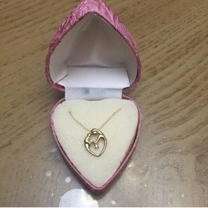 Necklace and sweater bundle