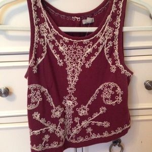Maroon embroidered crop top