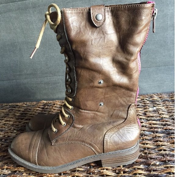 💔SOLD💔 Brown  Lace Up Boots