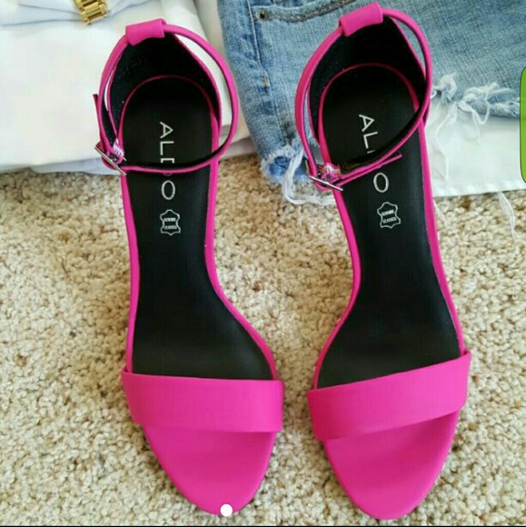 ALDO Shoes - Fuchsia ankle strap sandals