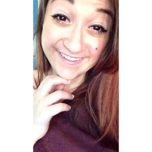 Meet your Posher, Ailene