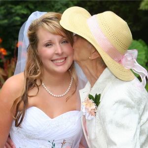 Meet your Posher, April