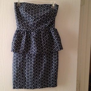 Francesca's Jean peplum dress with white design