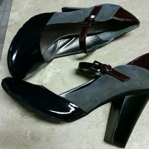 Kenneth Cole Reaction - Color block Mary Jane pump