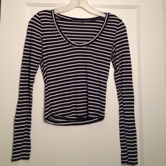 Brandy Melville shirt perfect condition