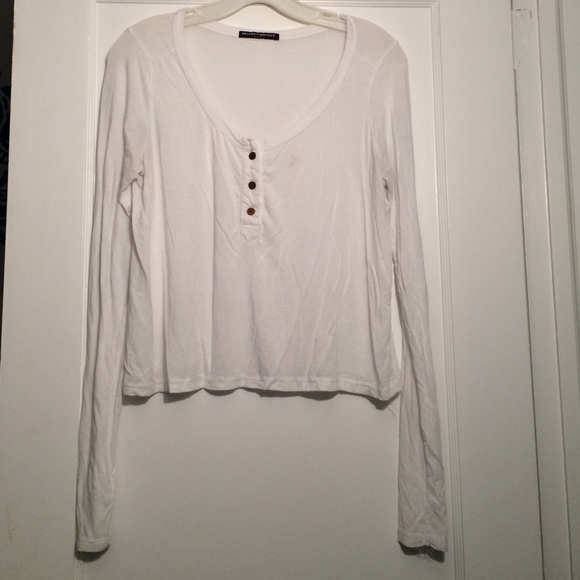 Brandy Melville shirt