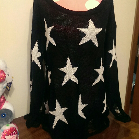 Wildfox Sweaters - 🎃1DAYSALE🎃WildFox White Label Lennon SeeingStars
