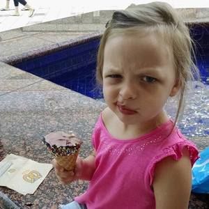 Meet your Posher, Jeni