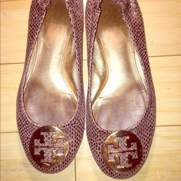 TORY BURCH REVA ballerina flats! Super cute