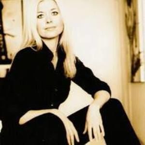 Meet your Posher, Elena