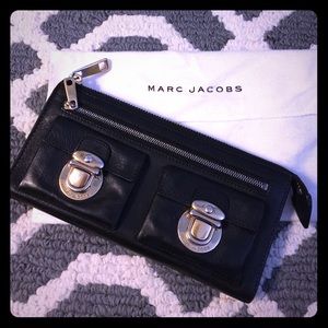 Marc Jacobs multi pocket wallet