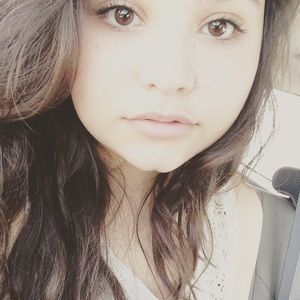 Meet your Posher, Devin