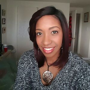 Meet your Posher, Melanie