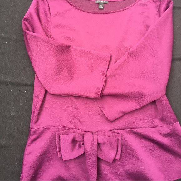Ann Taylor burgundy peplum top - Picture 5 of 9