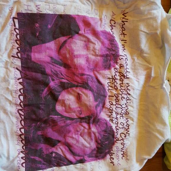 Tanks and shirts bundle - Picture 2 of 4