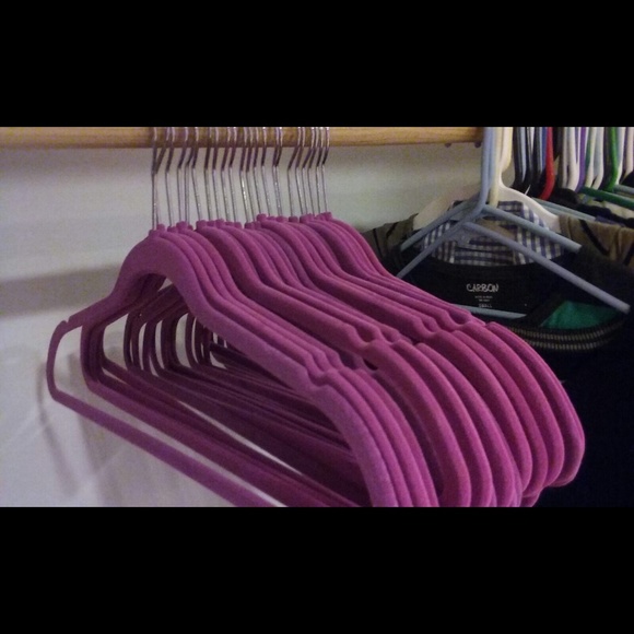 24 hangers!