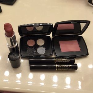 Bundles on Lancôme makeup set