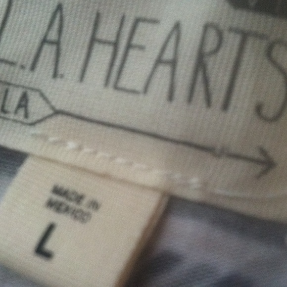 black and white floral long sleeve crop top - Picture 2 of 2